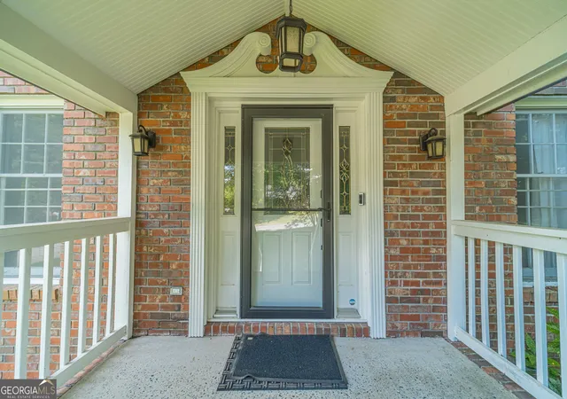 Photo 3 of Single family home for sale at 2672 Bouldercrest Ct, Snellville, GA 30078 | MLS# 10833857 | Listing updated on 2026-09-10