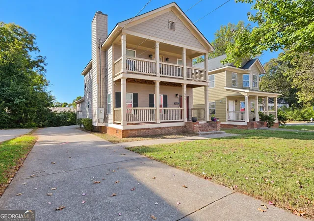 Photo 3 of Single family home for sale at 1605 Jonesboro Rd SE, Atlanta, GA 30315 | MLS# 10878014 | Listing updated on 2026-10-28