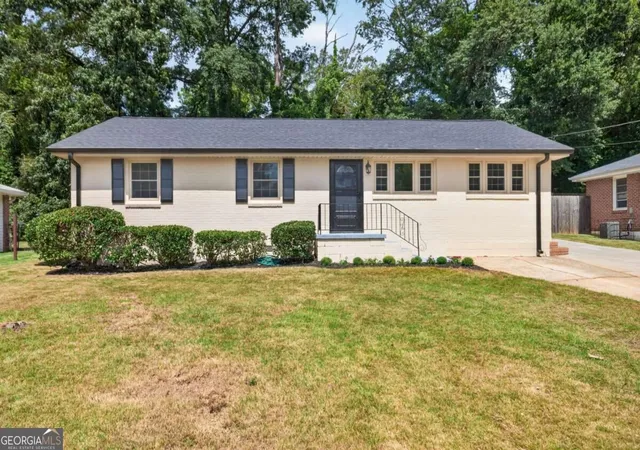 Photo 1 of Single family home for sale at 3226 Bobolink Dr, Decatur, GA 30032 | MLS# 10844234 | Listing updated on 2026-09-11