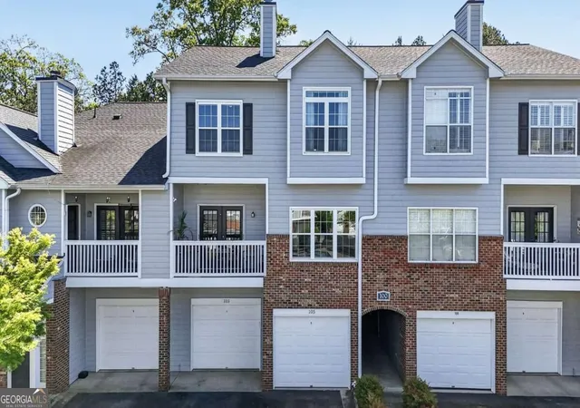 Photo 1 of Condo for sale at 105 Vinings Forest Cir Se, Smyrna, GA 30080 | MLS# 10850001 | Listing updated on 2026-10-08