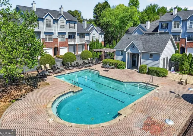 Photo 2 of Condo for sale at 105 Vinings Forest Cir Se, Smyrna, GA 30080 | MLS# 10850001 | Listing updated on 2026-10-08