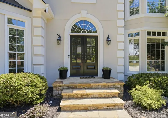 Photo 2 of Sale Pending at 10785 Grenadier Ln, Alpharetta, GA 30022 | MLS# 10843408 | Listing updated on 2026-10-06