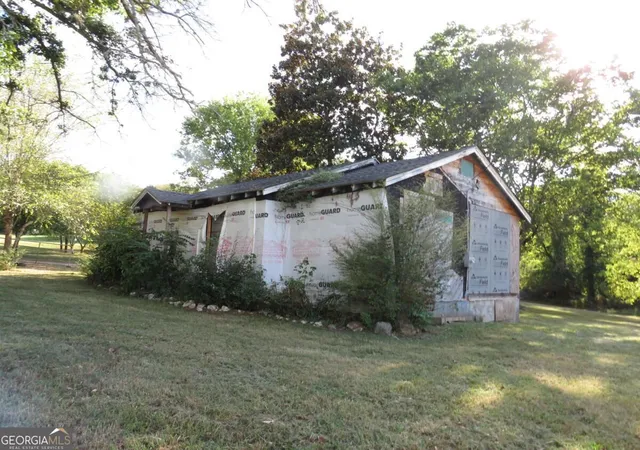 Photo 3 of Single family home for sale at 79 Mill St, Cave Spring, GA 30124 | MLS# 10842958 | Listing updated on 2026-09-23