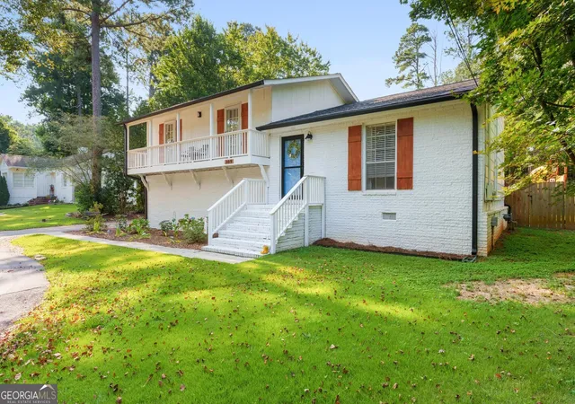 Photo 2 of Single family home for sale at 309 Burke Cir, Mcdonough, GA 30253 | MLS# 10841568 | Listing updated on 2026-09-22