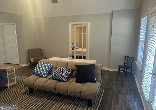 Photo 4 of Single family home for sale at 1505 Country Walk Dr, Statesboro, GA 30458 | MLS# 10875094 | Listing updated on 2026-10-30