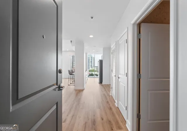 Listing Photo 1 - Condo for sale in building located at 950 W Peachtree St Nw, Atlanta, GA 30309 - Unit #1309