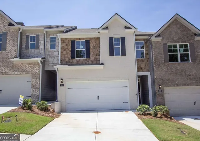 Townhouse for sale at 3592 Rowlett St, Decatur, GA 30034 | MLS# 10845106
