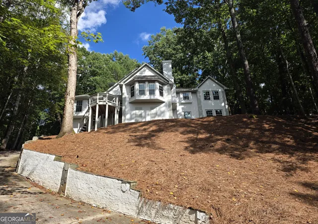 Photo 1 of Single family home for sale at 8765 Mount Rushmore Dr, Johns Creek, GA 30022 | MLS# 10836906 | Listing updated on 2026-09-26