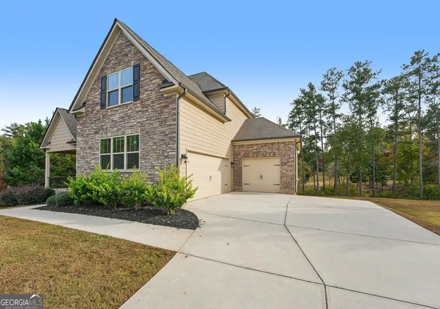 Photo 3 of Single family home for sale at 1076 Adams Hvn Bnd NW, Acworth, GA 30101 | MLS# 10879993 | Listing updated on 2026-10-29