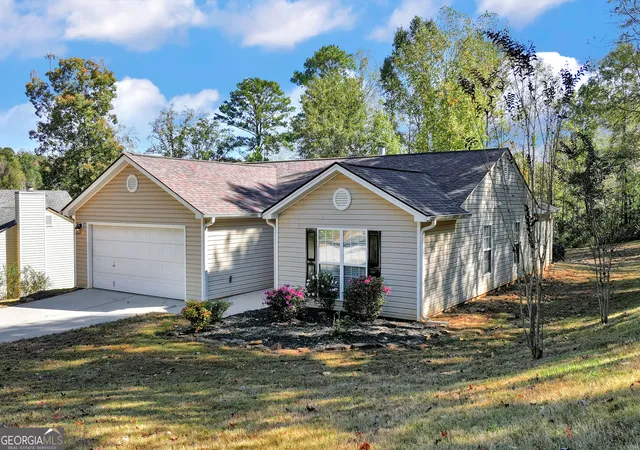 Photo 2 of Sale Pending at 1123 Ravenwood Dr, Bethlehem, GA 30620 | MLS# 10874463 | Listing updated on 2026-10-28