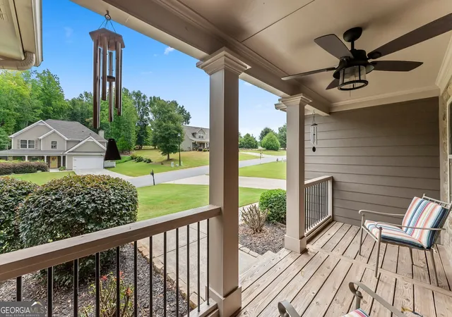 Photo 3 of Single family home for sale at 225 Manor Ml Way, Commerce, GA 30529 | MLS# 10840468 | Listing updated on 2026-09-18