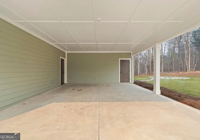 Photo 4 of Single family home for sale at 105 Tanglewood Dr, Eatonton, GA 31024 | MLS# 10838119 | Listing updated on 2026-09-16