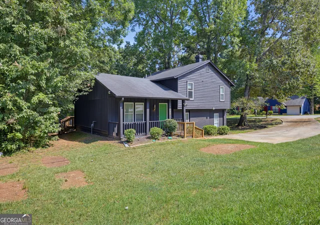 Photo 2 of Single family home for sale at 3328 Clevemont Wy, Ellenwood, GA 30294 | MLS# 10831571 | Listing updated on 2026-09-18