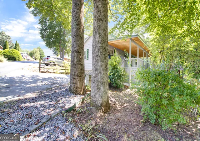 Photo 2 of Single family home for sale at 76 Stag Leap Dr, Cleveland, GA 30528 | MLS# 10838313 | Listing updated on 2026-09-10