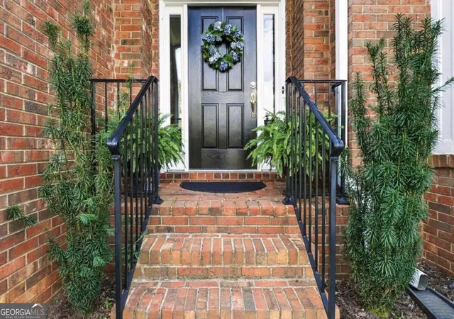 Photo 2 of Sale Pending at 2150 Roos Pl Ne, Marietta, GA 30066 | MLS# 10851923 | Listing updated on 2026-09-28