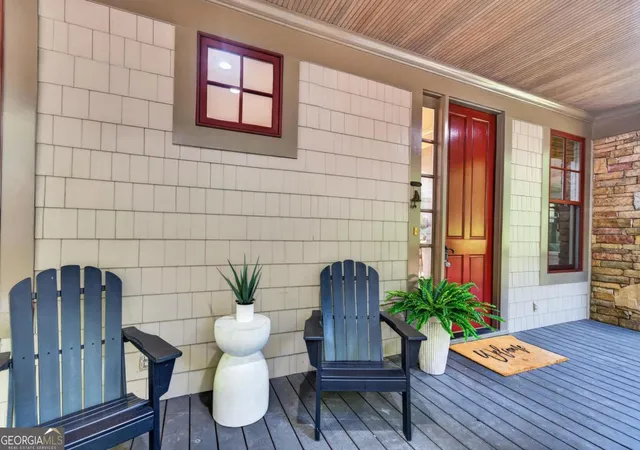 Photo 4 of Sale Pending at 1091 Lockets Trl, Greensboro, GA 30642 | MLS# 10826323 | Listing updated on 2026-10-03