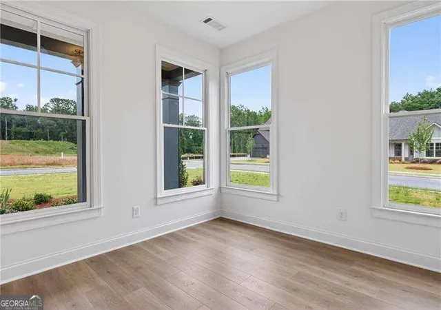 Photo 3 of Single family home for sale at 12 Coretta Ct, Winder, GA 30680 | MLS# 10842739 | Listing updated on 2026-09-23