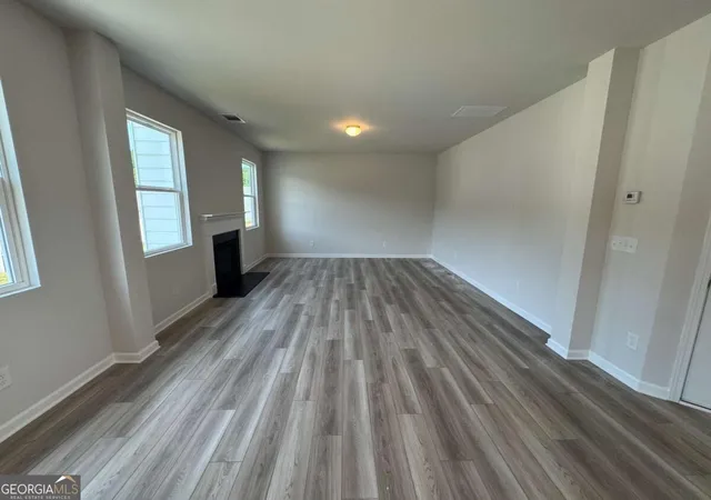 Photo 4 of Single family home for sale at 337 Bloomfield Cir, Canton, GA 30114 | MLS# 10843427 | Listing updated on 2026-09-10