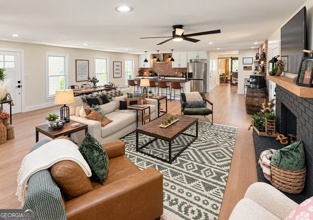 Photo 3 of Single family home for sale at 735 Lake Charles Way, Roswell, GA 30075 | MLS# 10844823 | Listing updated on 2026-09-11