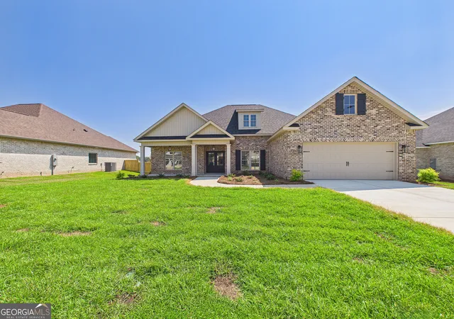 Photo 3 of Sale Pending at 141 Woodwinds Ct, Kathleen, GA 31047 | MLS# 10739094 | Listing updated on 2026-09-06