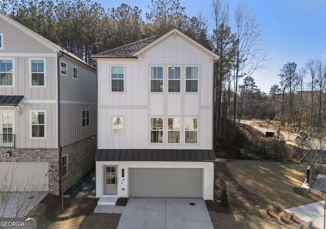 Photo 2 of Single family home for sale at 214 Pinecone Pl, Alpharetta, GA 30022 | MLS# 10842619 | Listing updated on 2026-09-12