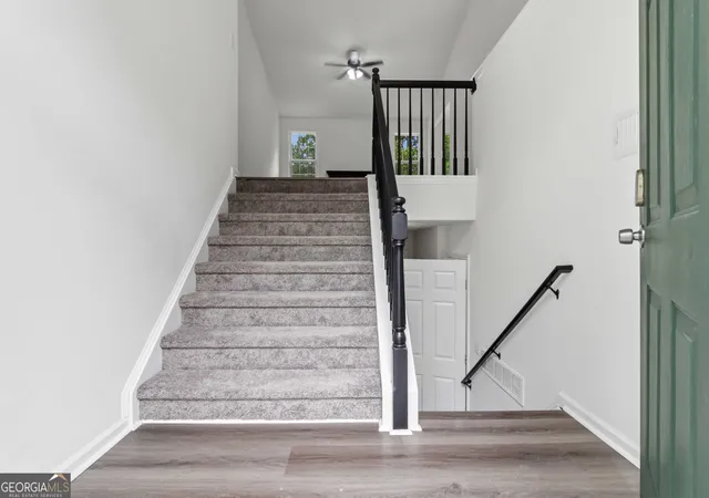 Photo 4 of Single family home for sale at 1970 Ridgestone Run SW, Marietta, GA 30008 | MLS# 10842240 | Listing updated on 2026-09-16