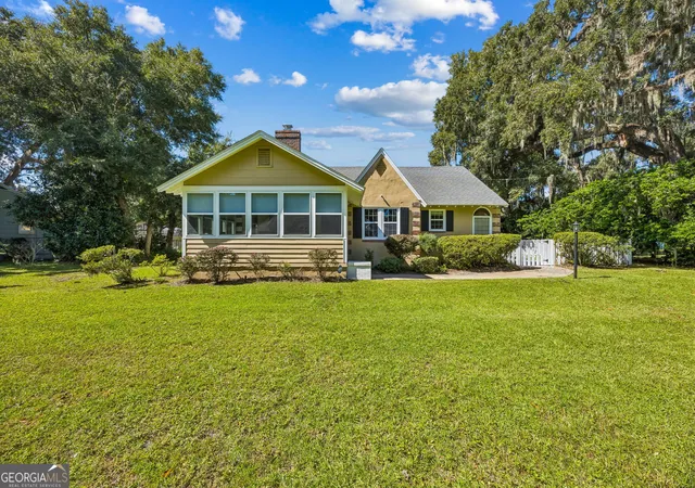 Photo 1 of Single family home for sale at 607 Norris St, St. Marys, GA 31558 | MLS# 10875856 | Listing updated on 2026-10-28