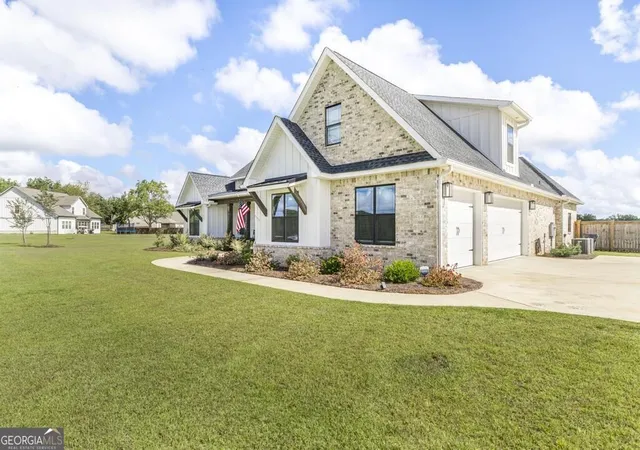 Photo 4 of Single family home for sale at 285 Bear Branch Rd, Kathleen, GA 31047 | MLS# 10842950 | Listing updated on 2026-09-11
