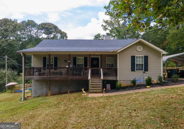 Photo 3 of Single family home for sale at 36 Waterview Dr, Lagrange, GA 30240 | MLS# 10845154 | Listing updated on 2026-09-26