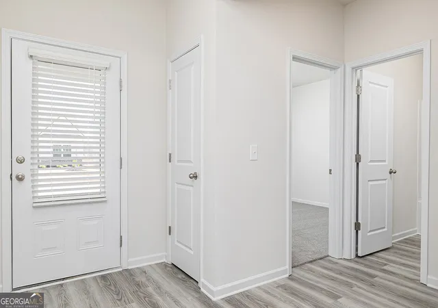 Photo 3 of Sale Pending at 304 Collins Dr, Villa Rica, GA 30180 | MLS# 10848173 | Listing updated on 2026-10-02