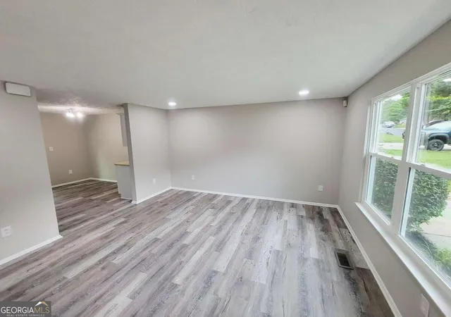 Photo 3 of Single family home for sale at 726 Lawndale Ct, Norcross, GA 30093 | MLS# 10852811 | Listing updated on 2026-10-08