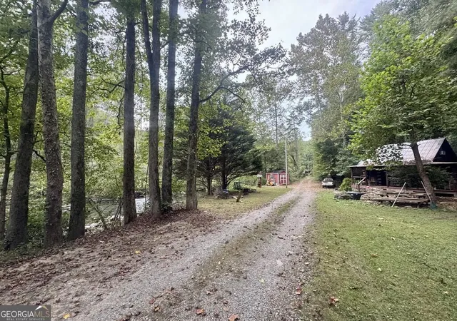Photo 3 of Single family home for sale at 3744 Tails Crk Rd, Ellijay, GA 30540 | MLS# 10851370 | Listing updated on 2026-10-07