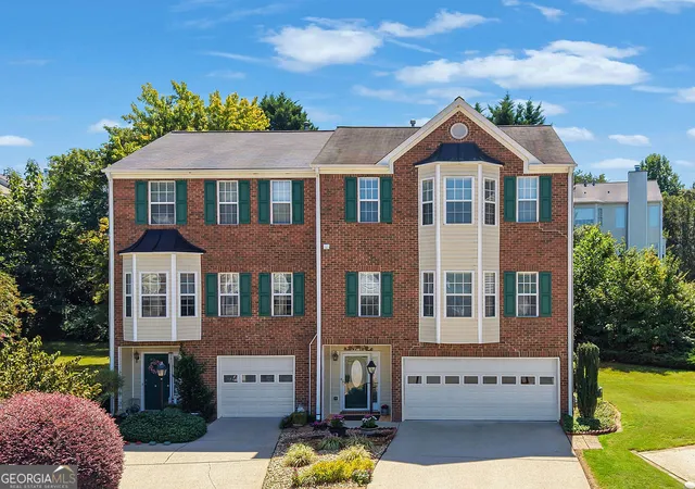Photo 3 of Townhouse for sale at 1532 Gathering Pl, Cumming, GA 30040 | MLS# 10834804 | Listing updated on 2026-09-20