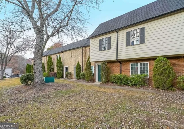 Townhouse for sale at 400 Winding River Dr #E, Atlanta, GA 30350 | MLS# 10852026