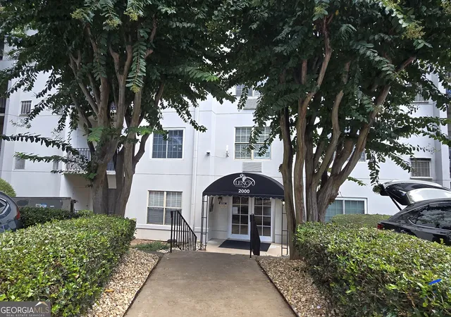 Listing Photo 3 - Condo for sale in building located at 970 Ne Sidney Marcus Blvd, Atlanta, GA 30324