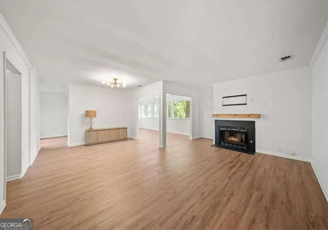 Listing Photo 1 - Condo for sale in building located at 30 Dunwoody Springs Dr, Sandy Springs, GA 30328 - Unit #