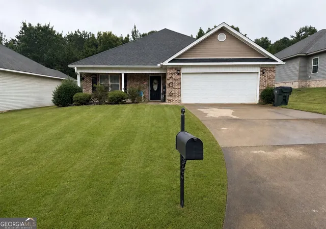 Photo 1 of Single family home for sale at 206 Lasso Dr, Warner Robins, GA 31088 | MLS# 10836524 | Listing updated on 2026-09-16