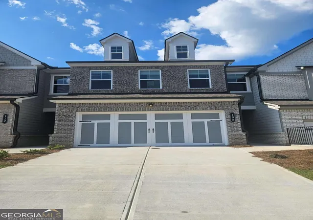 Townhouse for sale at 108 E Rope Ml Ct #3, Holly Springs, GA 30115 | MLS# 10839692