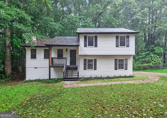 Photo 1 of Sale Pending at 711 Mary Erna Dr, Fairburn, GA 30213 | MLS# 10846317 | Listing updated on 2026-09-29