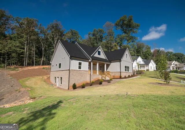 Photo 3 of Single family home for sale at 5855 Canterbury Way, Clermont, GA 30527 | MLS# 10848811 | Listing updated on 2026-10-08