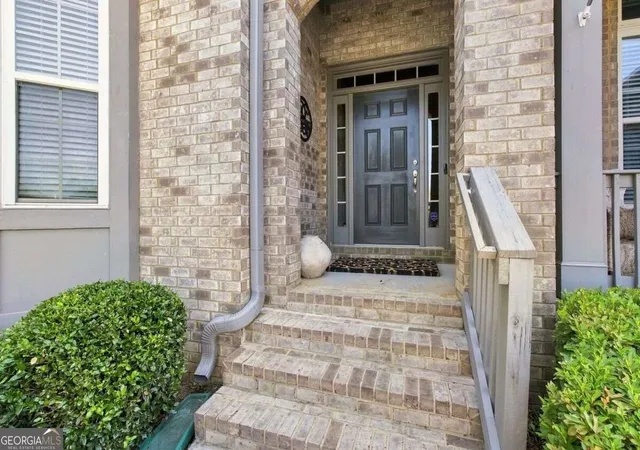 Photo 4 of Single family home for sale at 6595 Bransford Dr, Cumming, GA 30040 | MLS# 10840141 | Listing updated on 2026-09-18