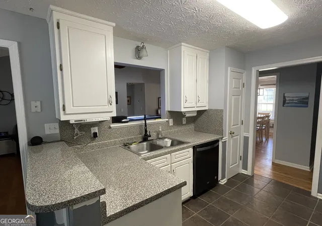Photo 4 of Single family home for sale at 587 Saddle Ridge Dr, Bethlehem, GA 30620 | MLS# 10849527 | Listing updated on 2026-10-03