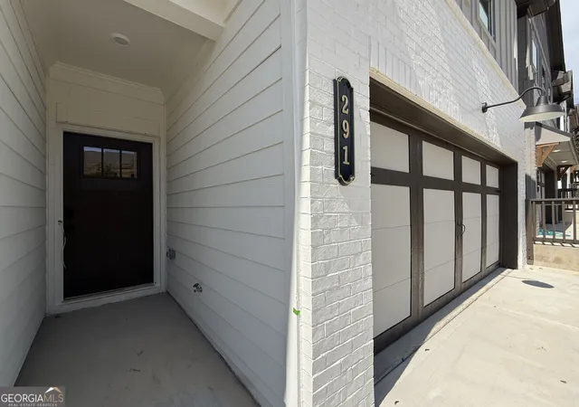 Photo 2 of Townhouse for sale at 291 Brook Landing Cir, Auburn, GA 30011 | MLS# 10814690 | Listing updated on 2026-09-18