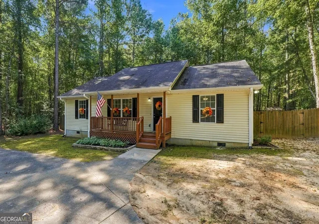 Photo 3 of Single family home for sale at 77 Old Brock Rd, Rockmart, GA 30153 | MLS# 10848721 | Listing updated on 2026-10-02