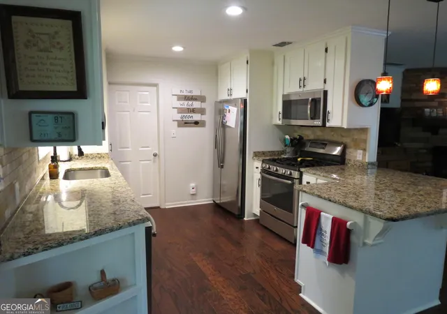 Photo 4 of Single family home for sale at 1017 Wadsworth Dr, Albany, GA 31721 | MLS# 10839776 | Listing updated on 2026-09-08