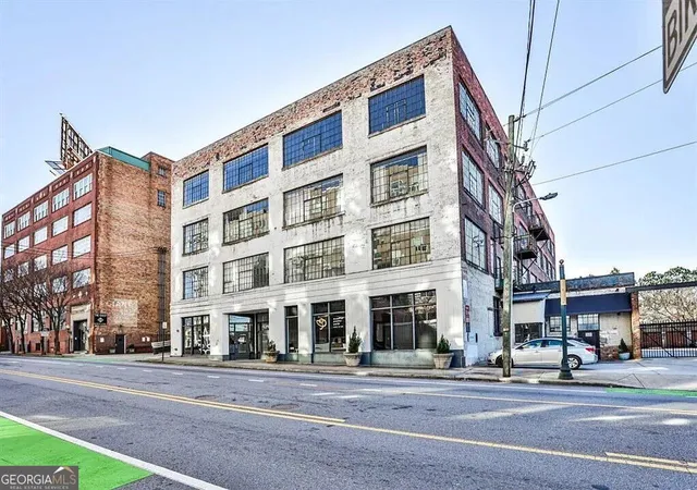 Photo 2 of Condo for sale at 434 Marietta St #204, Atlanta, GA 30313 | MLS# 10836847 | Listing updated on 2026-09-04