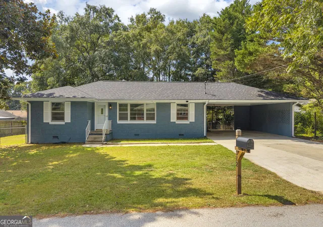 Photo 1 of Single family home for sale at 312 Hilltop Ln, Toccoa, GA 30577 | MLS# 10850818 | Listing updated on 2026-10-06