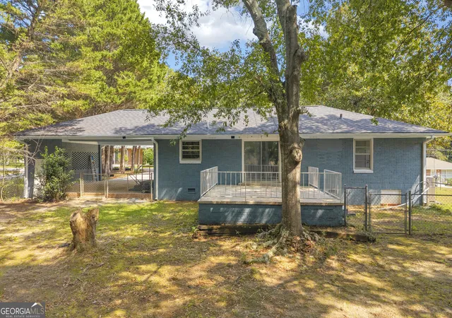 Photo 2 of Single family home for sale at 312 Hilltop Ln, Toccoa, GA 30577 | MLS# 10850818 | Listing updated on 2026-10-06
