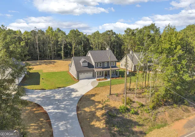 Photo 3 of Single family home for sale at 1867 Hoods Ml Rd, Commerce, GA 30529 | MLS# 10845538 | Listing updated on 2026-09-30