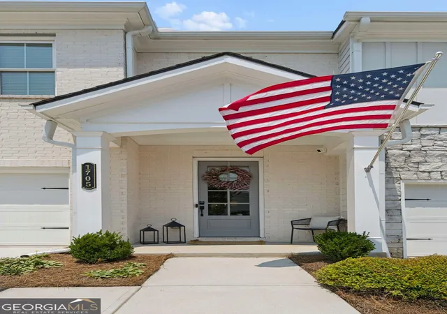 Photo 3 of Townhouse for sale at 1705 Cosette Ln, Kennesaw, GA 30152 | MLS# 10816436 | Listing updated on 2026-09-15